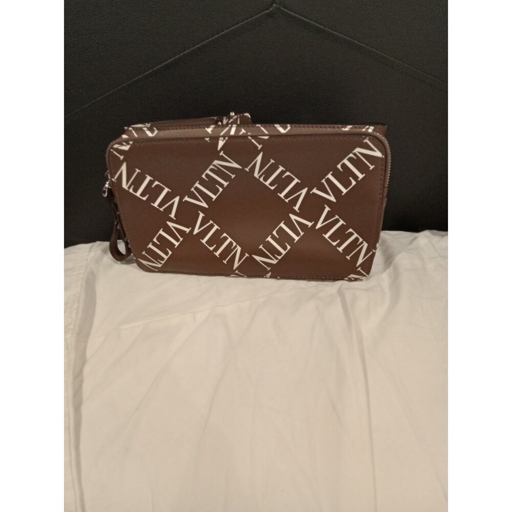 Valentino Garavani Body BAG waist brown Logo